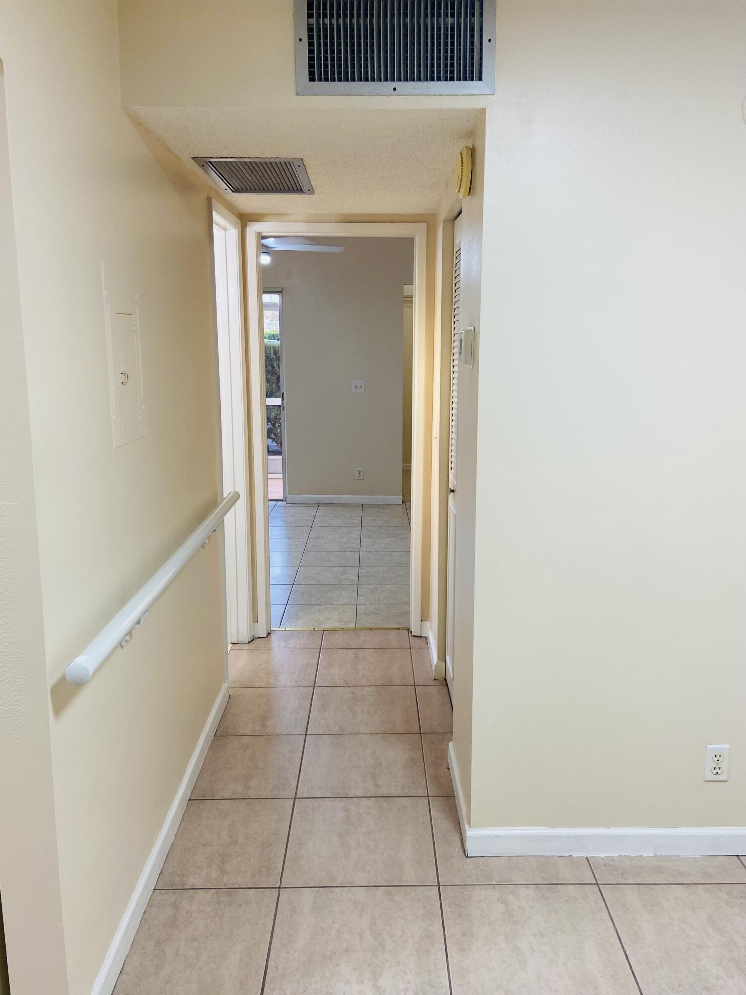 VILLAGE GREEN COVENTRY CONDO - Residential Lease