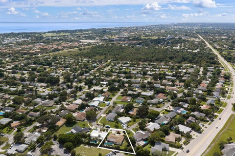 Tiny photo for 2867 SE 1st Court, Boynton Beach, FL 33435 (MLS # B26090572)