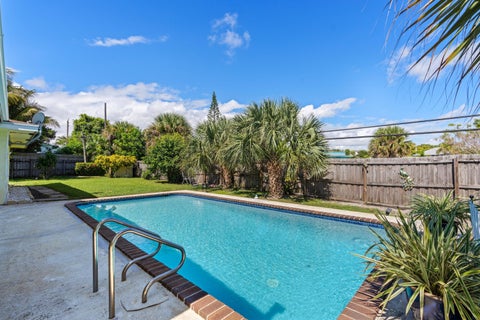 Tiny photo for 2867 SE 1st Court, Boynton Beach, FL 33435 (MLS # B26090572)