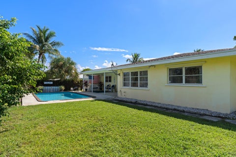 Tiny photo for 2867 SE 1st Court, Boynton Beach, FL 33435 (MLS # B26090572)