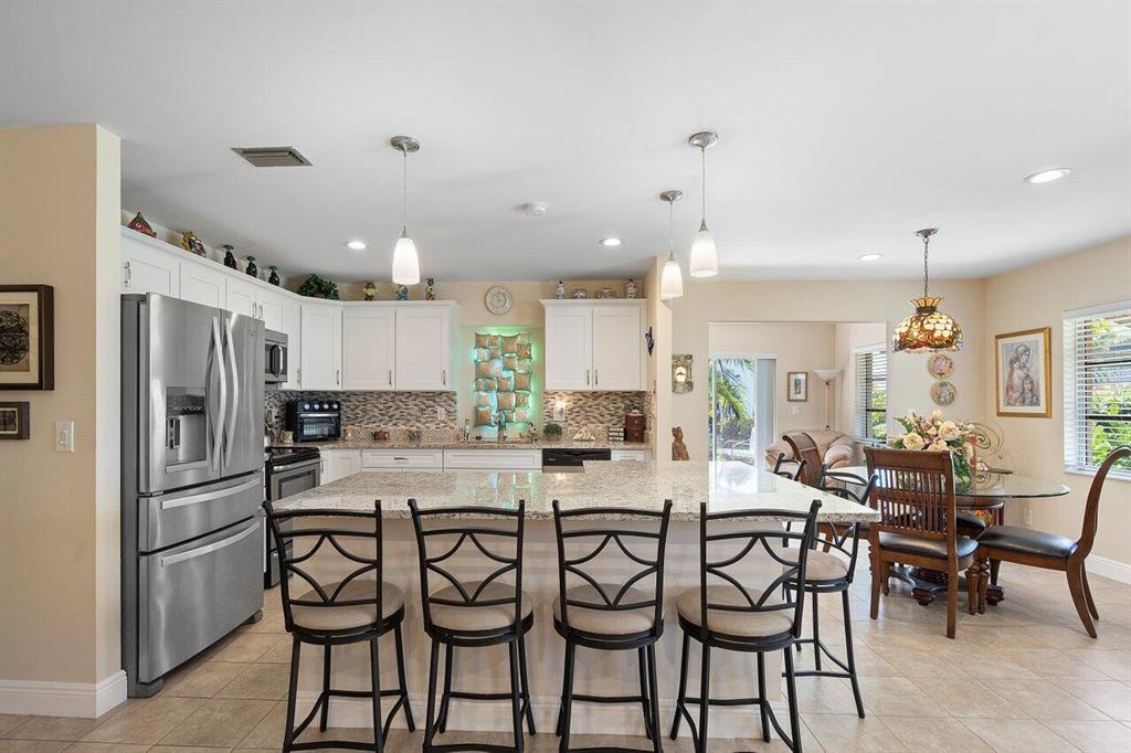 DELRAY VILLAS - Residential