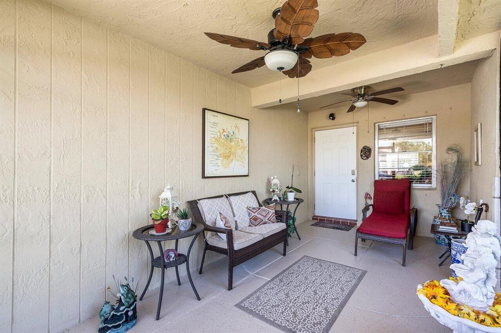 DELRAY VILLAS - Residential