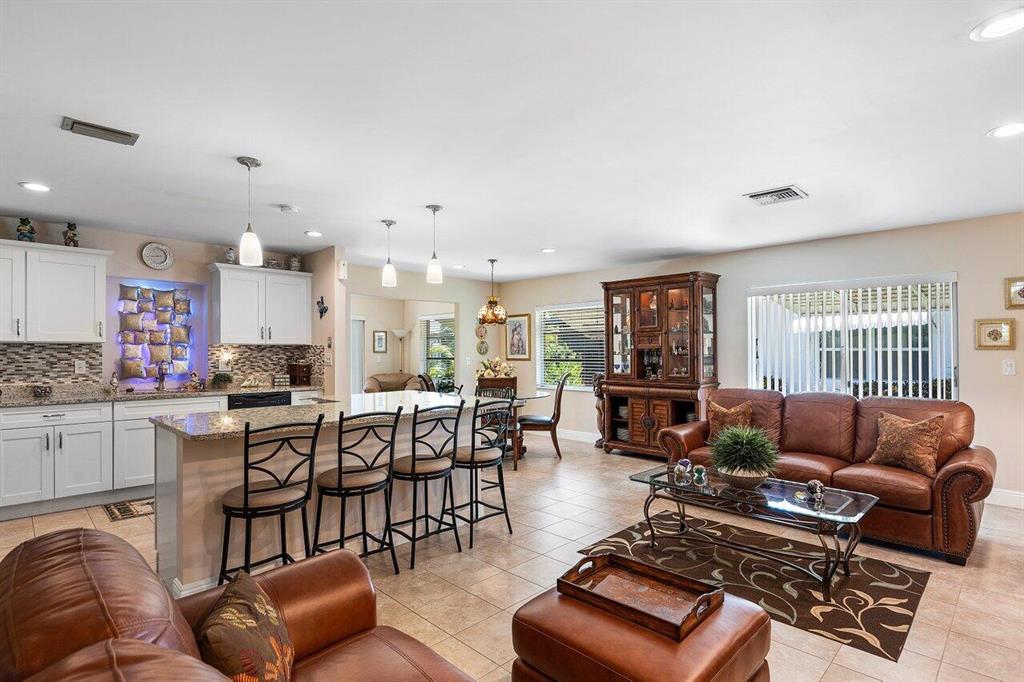 DELRAY VILLAS - Residential