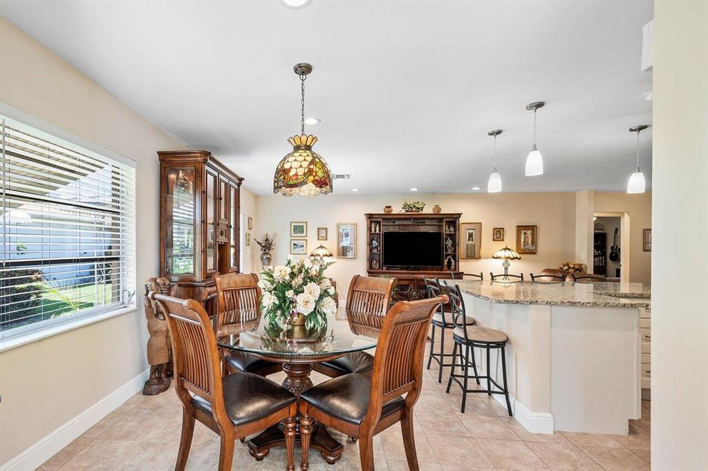 DELRAY VILLAS - Residential