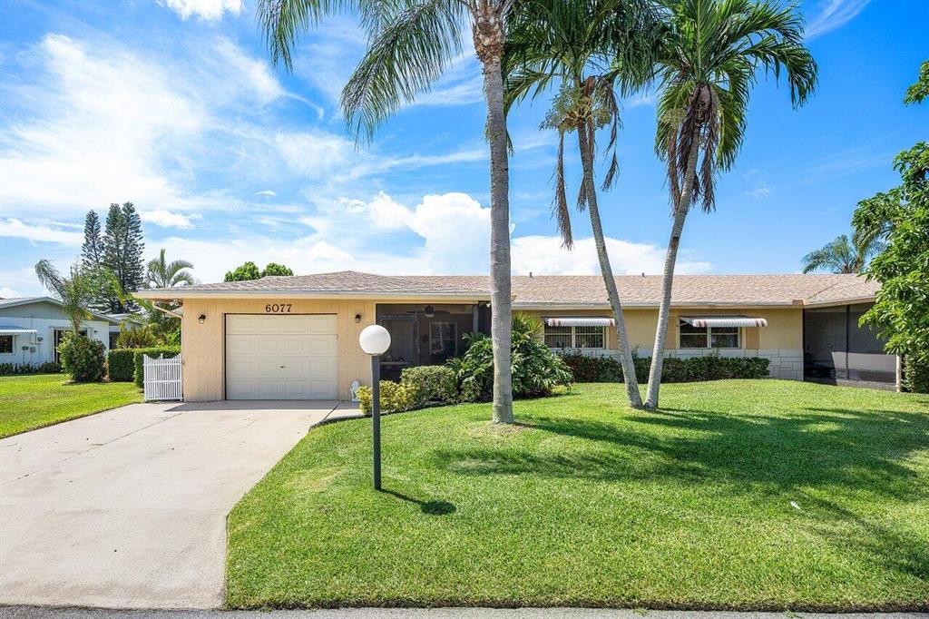 DELRAY VILLAS - Residential