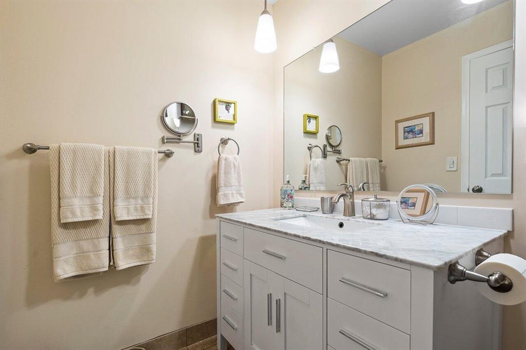 DELRAY VILLAS - Residential