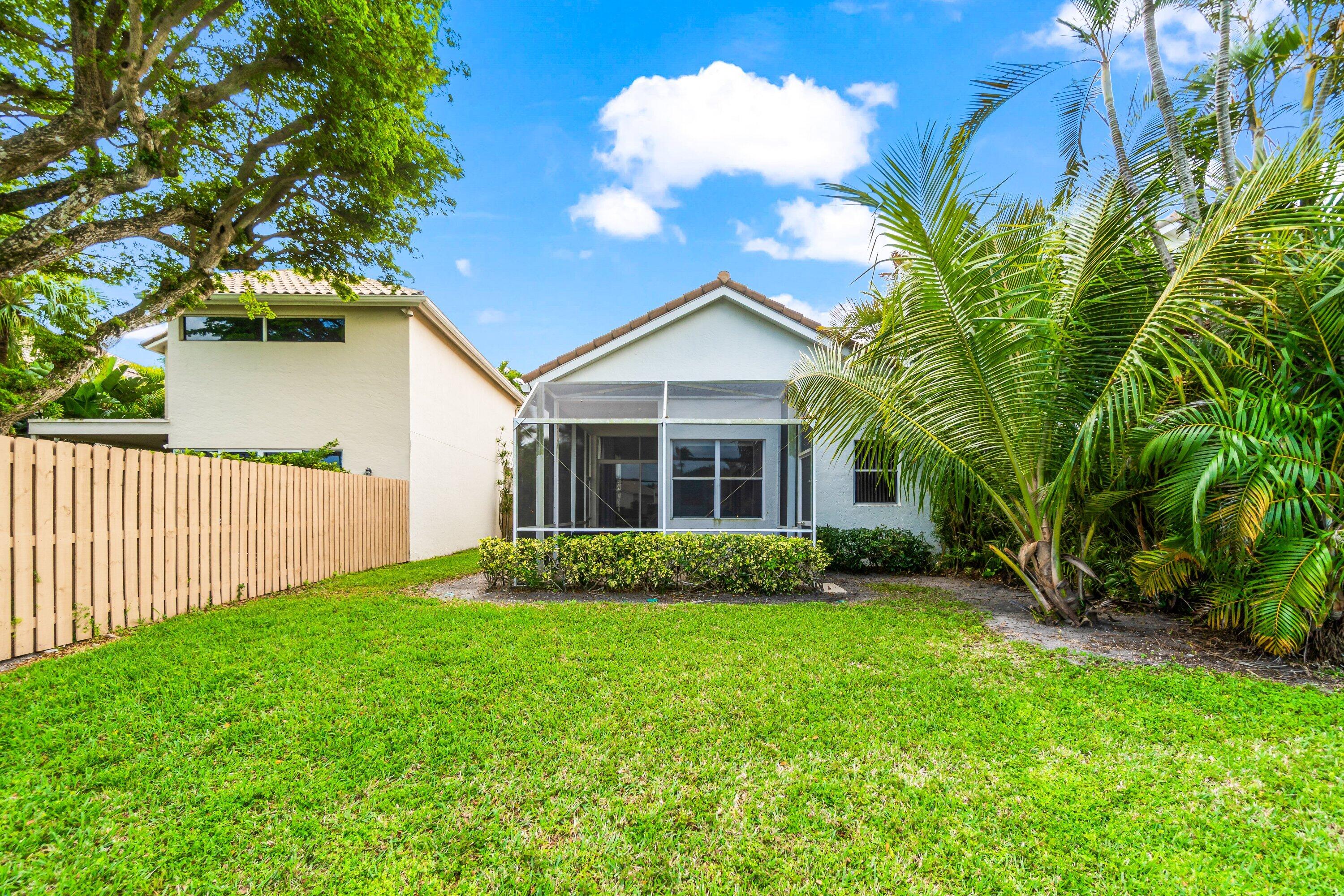 BANYANS OF ARVIDA COUNTRY CLUB - Residential