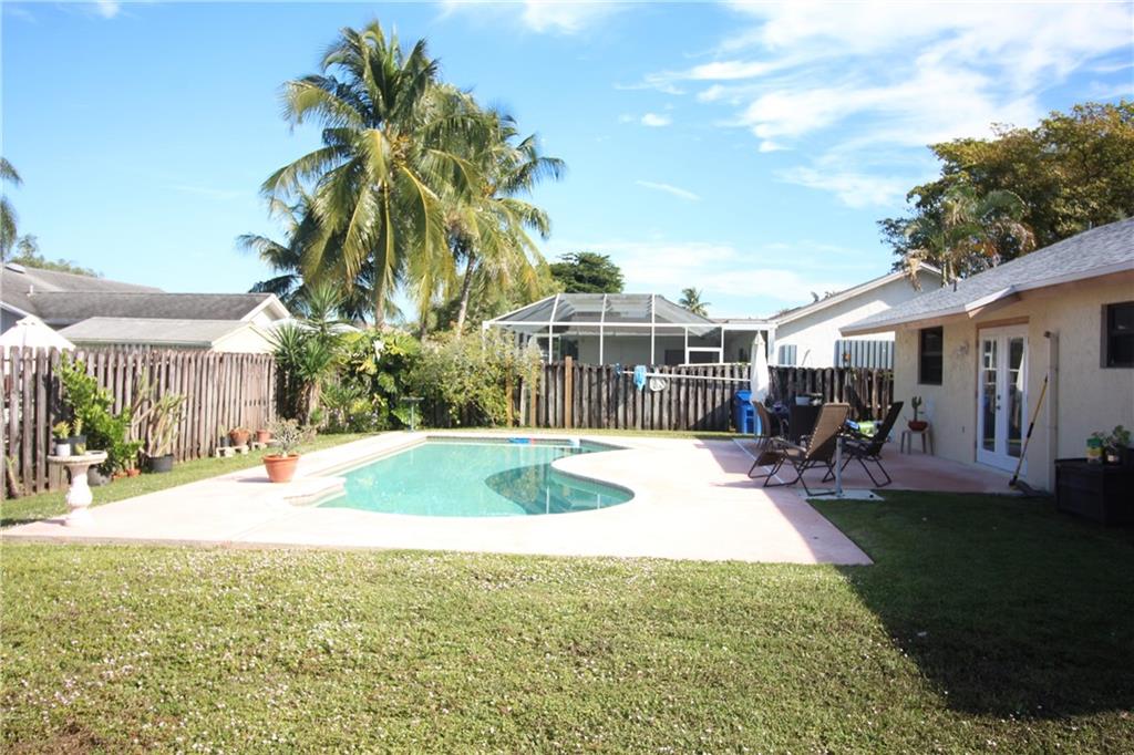 Sunrise Golf Village - Residential