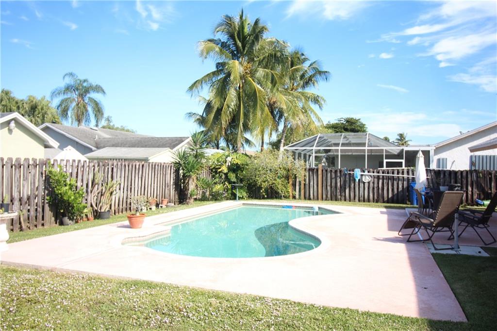 Sunrise Golf Village - Residential