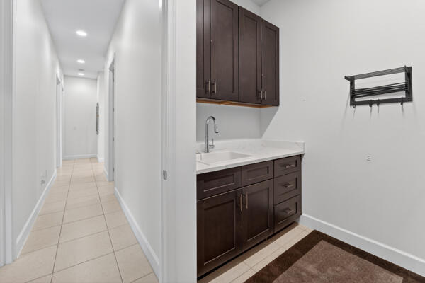 MEADOWS OF WESTLAKE - Residential