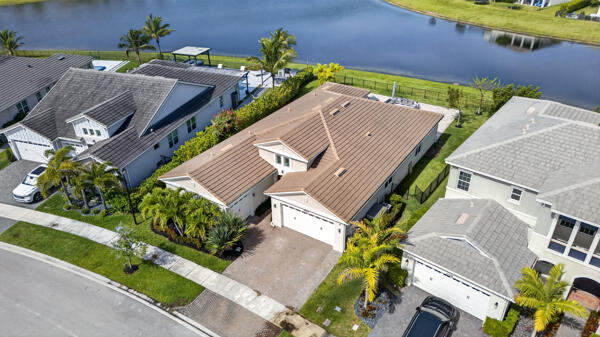 MEADOWS OF WESTLAKE - Residential