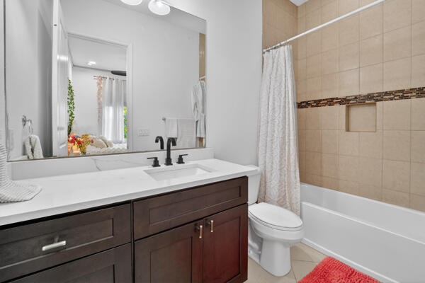 MEADOWS OF WESTLAKE - Residential