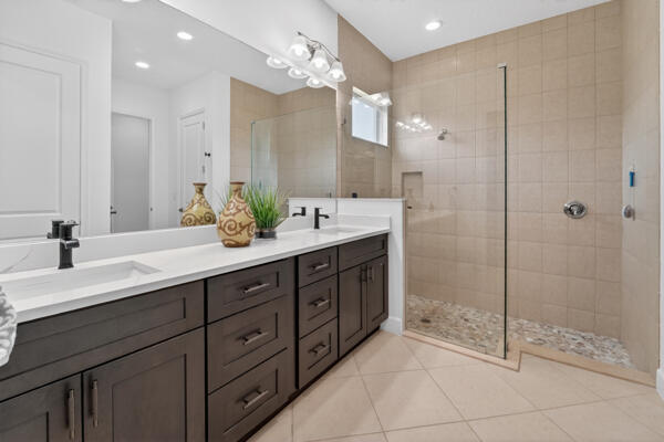 MEADOWS OF WESTLAKE - Residential