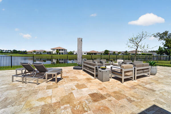 MEADOWS OF WESTLAKE - Residential