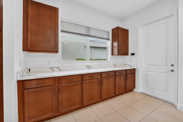 MEADOWS OF WESTLAKE - Residential
