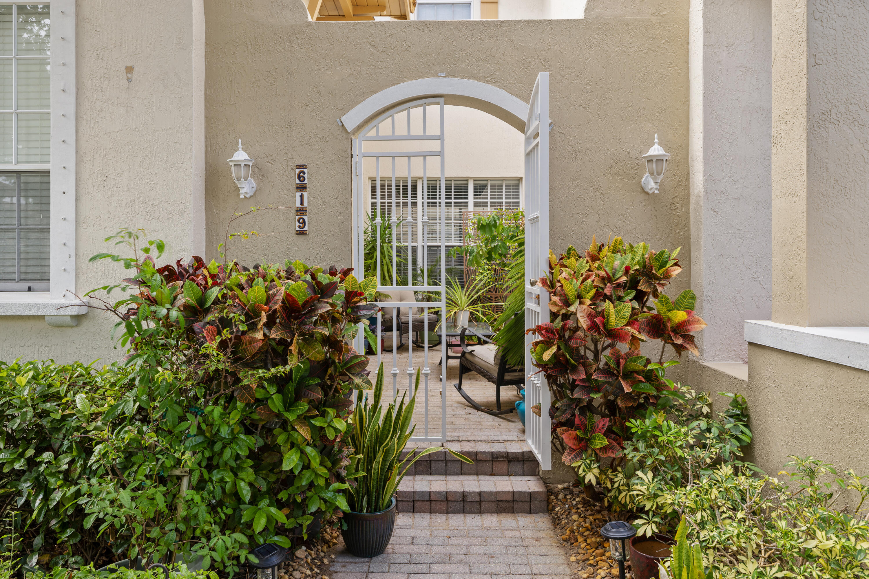 619 NW 25th Avenue