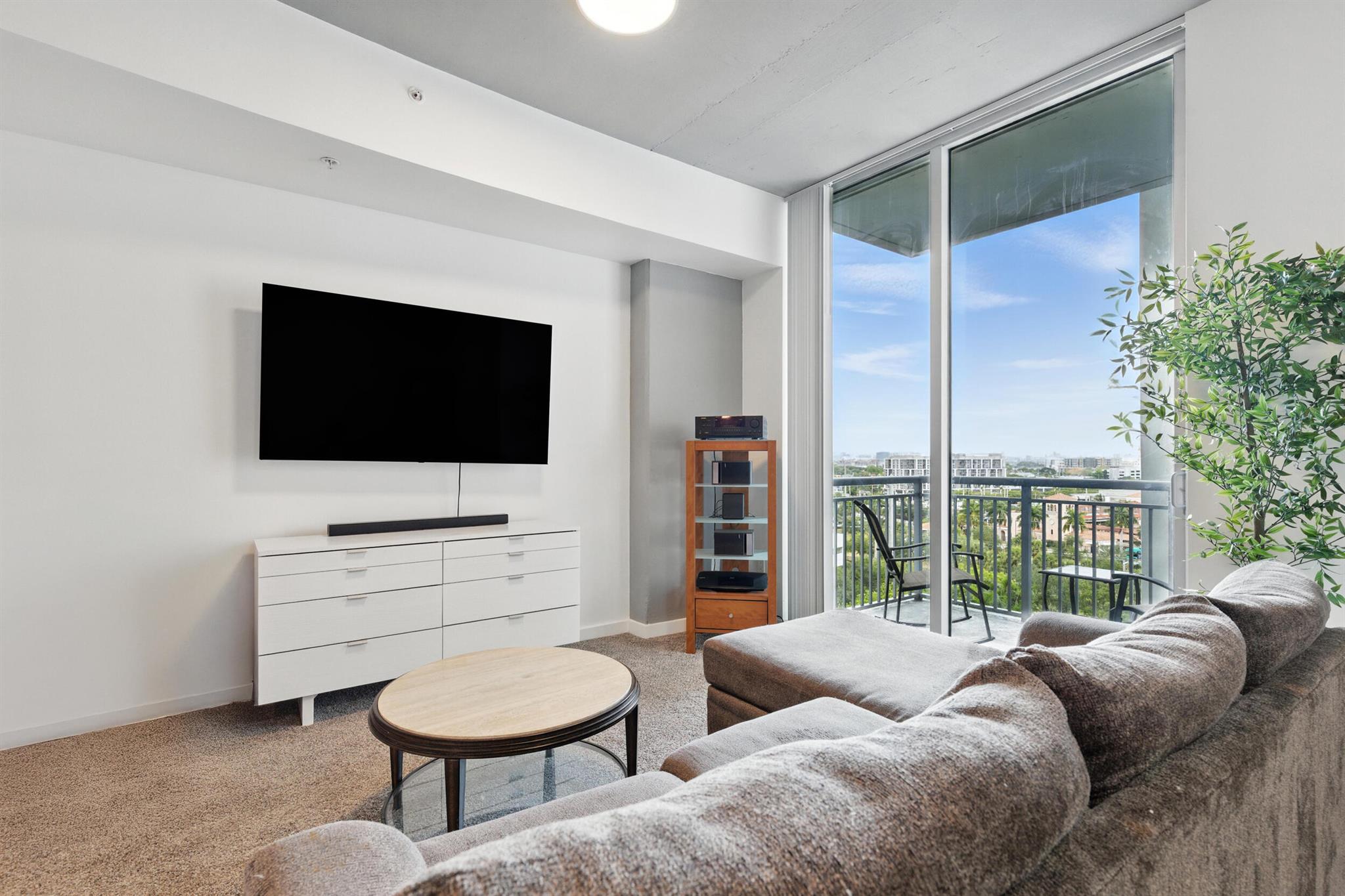 300 S Australian Avenue 801