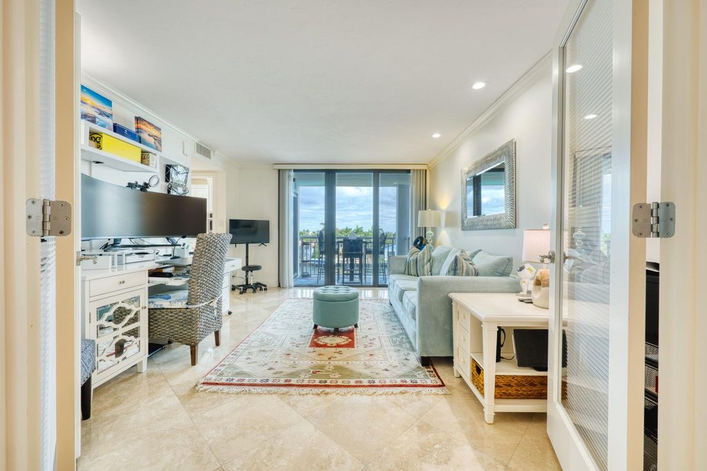 Photo of 3100 NE 48th Street #412, Fort Lauderdale, FL 33308 (MLS # F10550040)