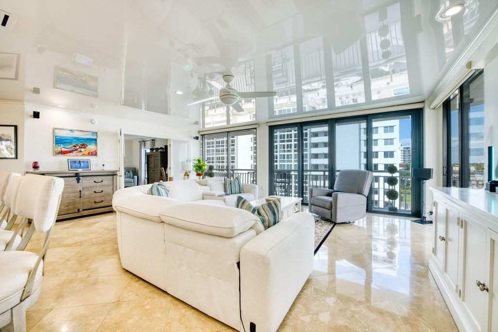 Photo of 3100 NE 48th Street #412, Fort Lauderdale, FL 33308 (MLS # F10550040)