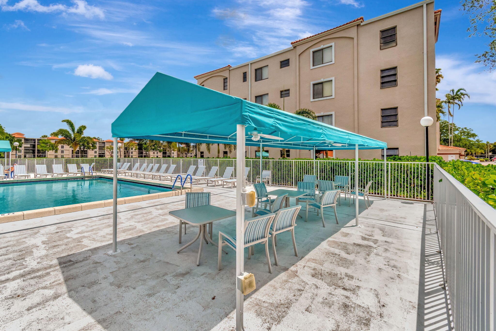 HUNTINGTON POINTE - Residential Lease