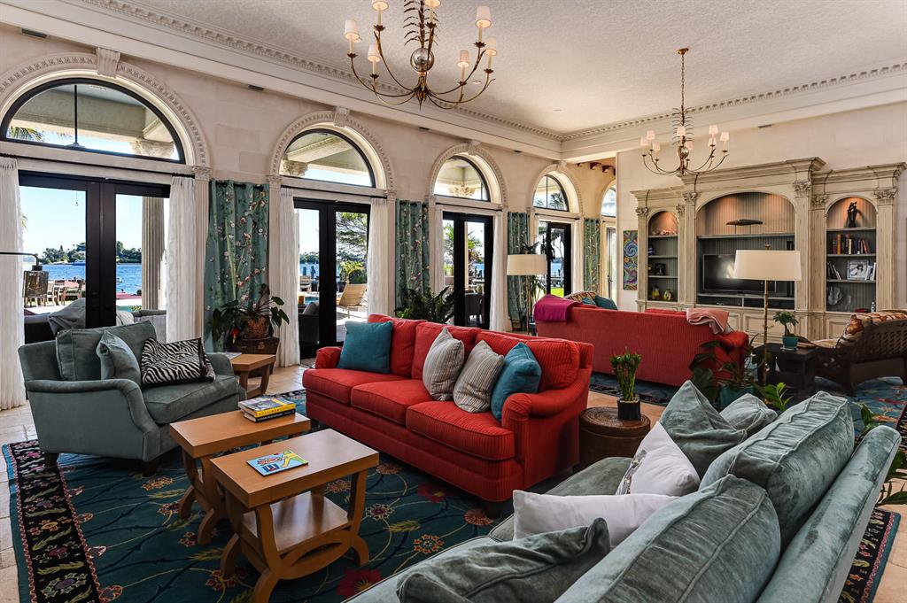 NORTH SHORE TERRACE 2 - Residential