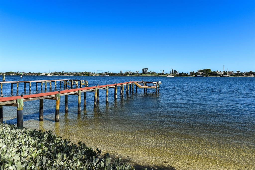 NORTH SHORE TERRACE 2 - Residential