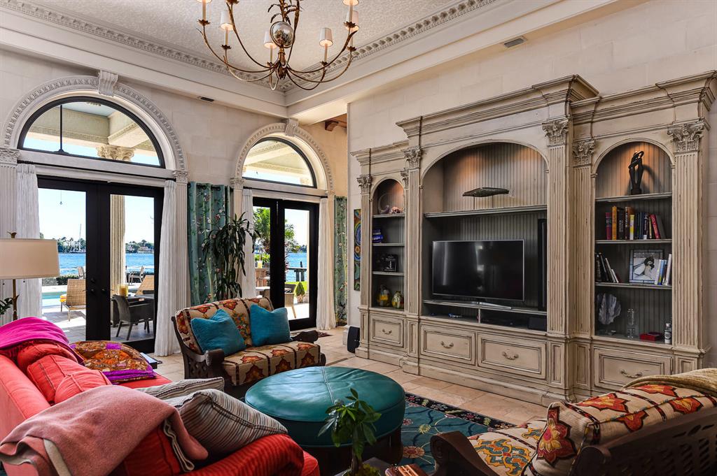 NORTH SHORE TERRACE 2 - Residential