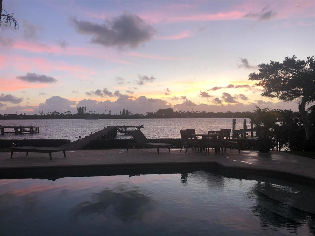 NORTH SHORE TERRACE 2 - Residential