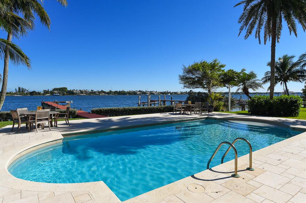 NORTH SHORE TERRACE 2 - Residential