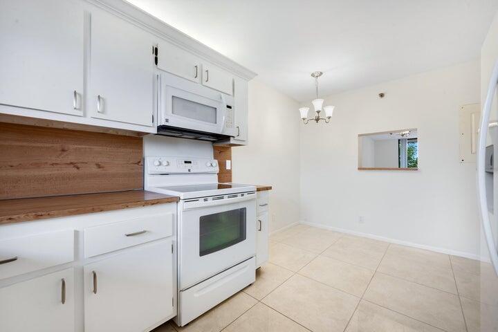 SUNRISE OF PALM BEACH CON - Residential Lease