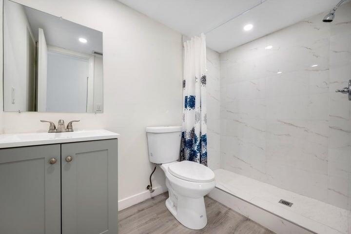 SUNRISE OF PALM BEACH CON - Residential Lease