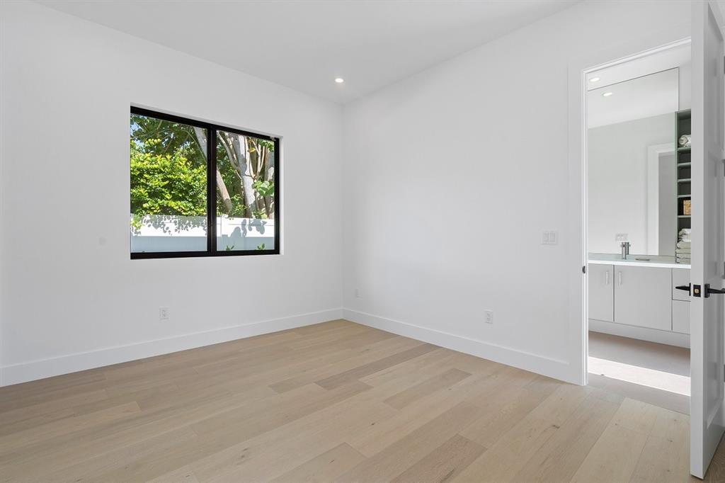 Plumosa Park - Residential