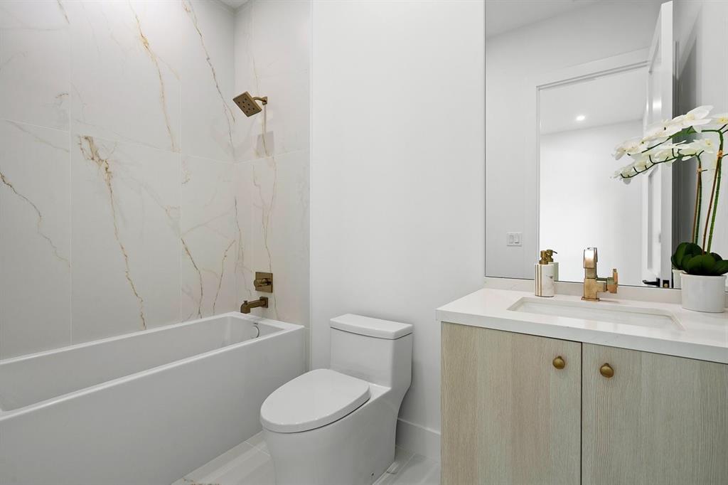 Plumosa Park - Residential