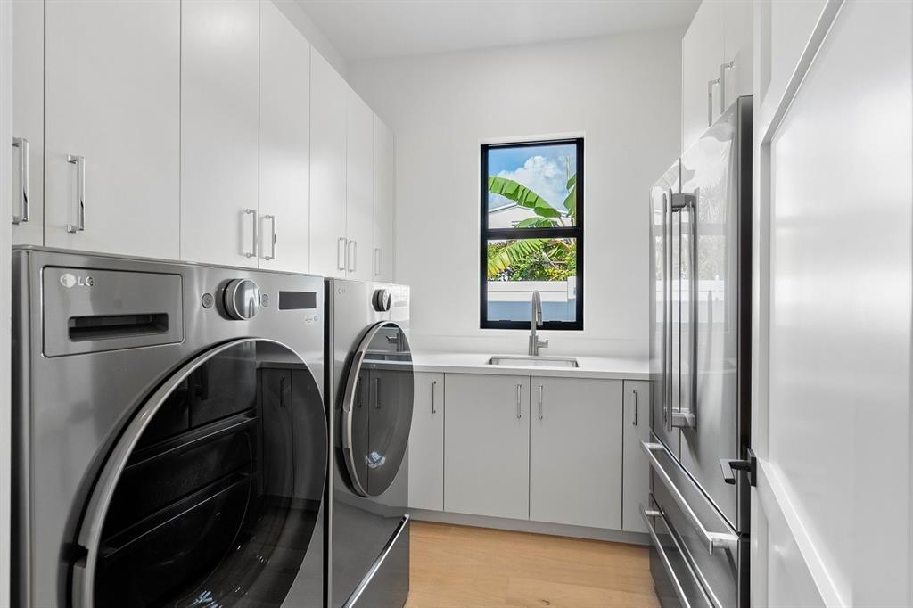 Plumosa Park - Residential