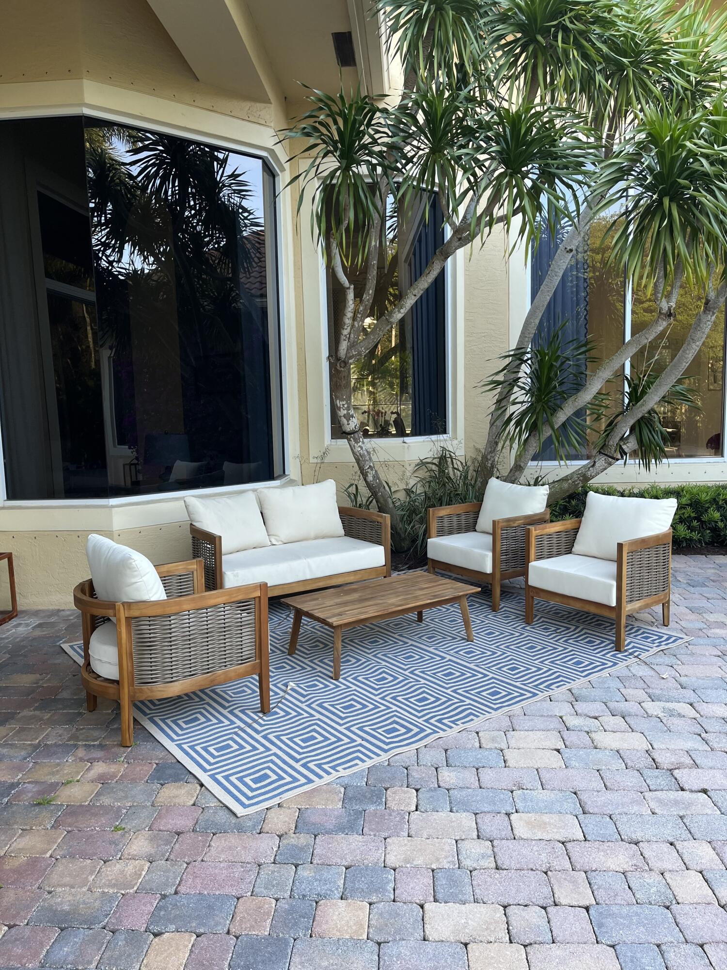 EQUESTRIAN CLUB ESTATES 1 - Residential