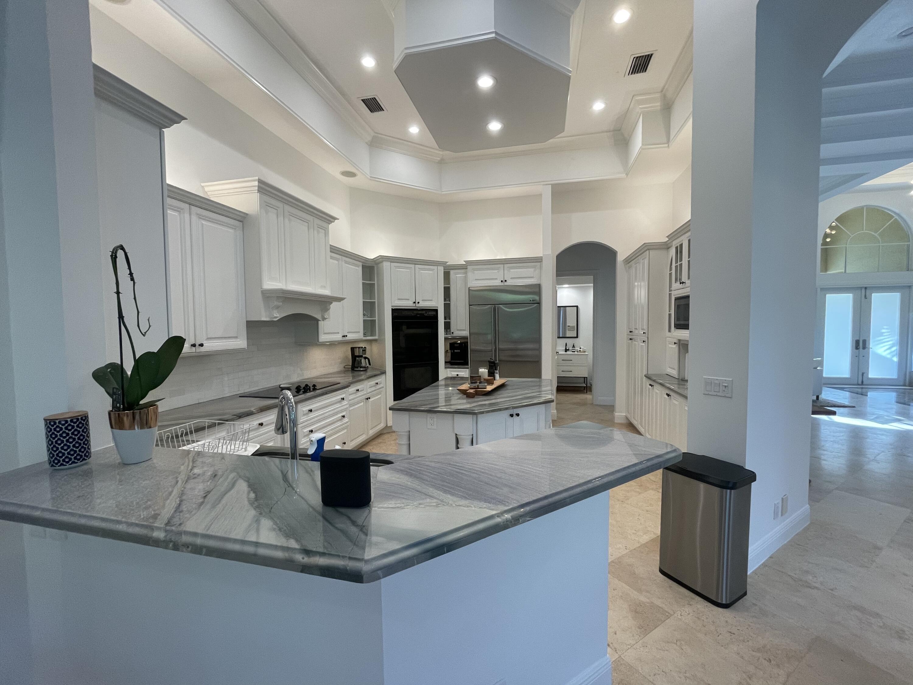 EQUESTRIAN CLUB ESTATES 1 - Residential