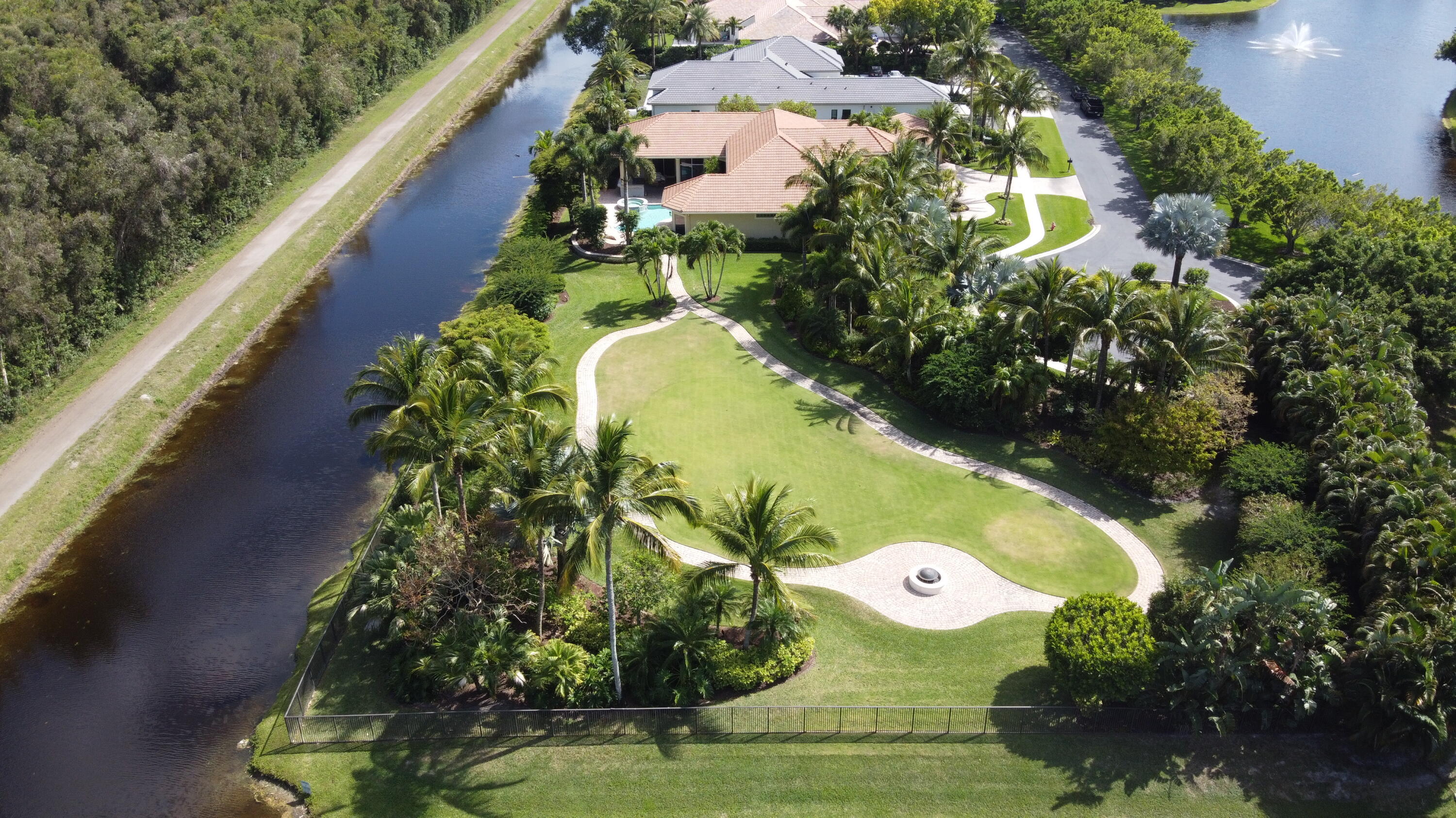 EQUESTRIAN CLUB ESTATES 1 - Residential