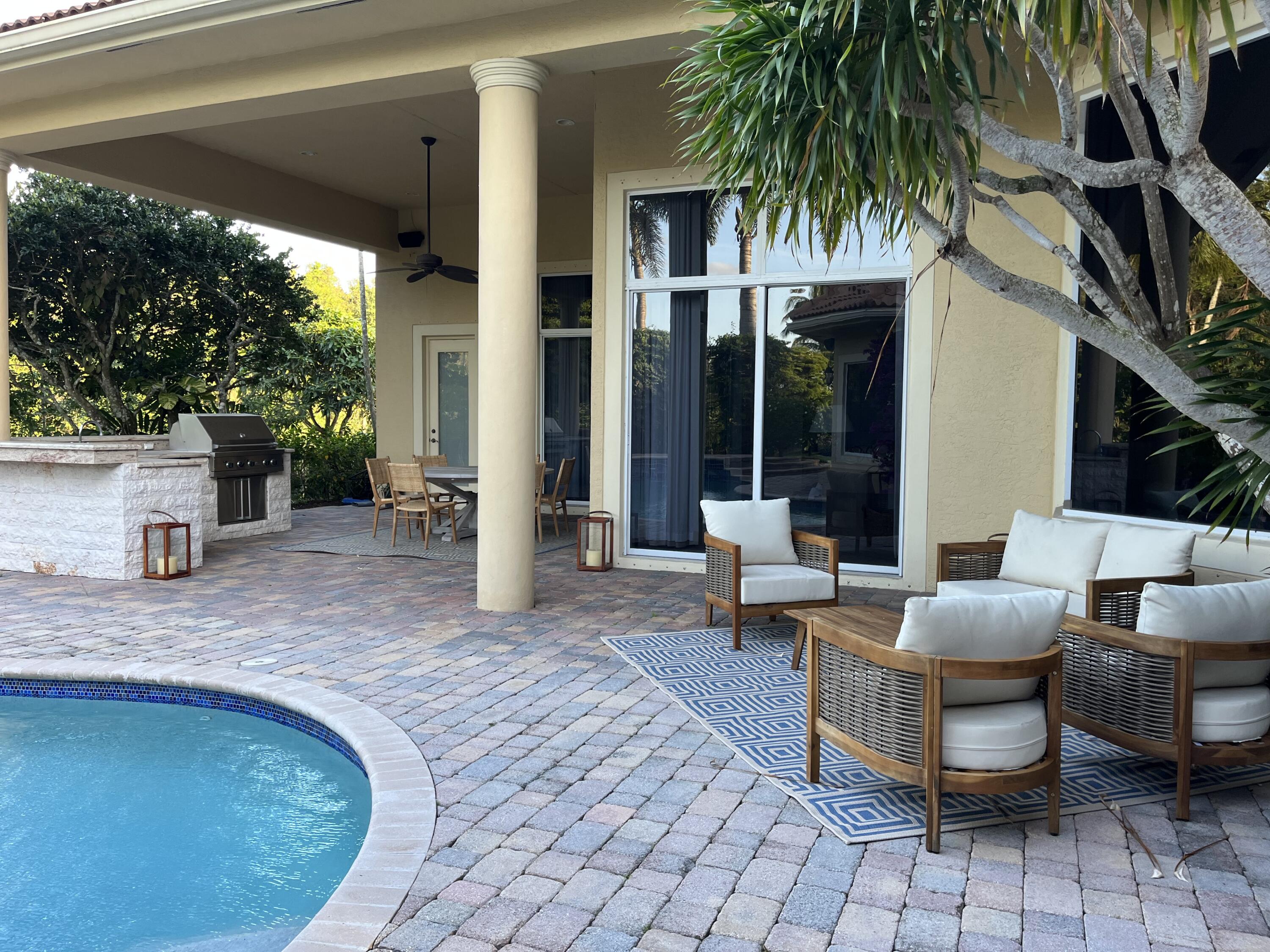 EQUESTRIAN CLUB ESTATES 1 - Residential