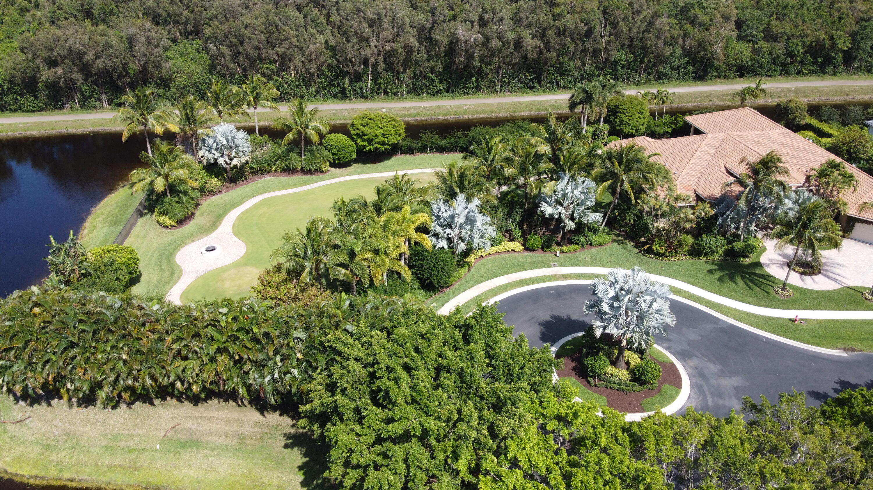 EQUESTRIAN CLUB ESTATES 1 - Residential