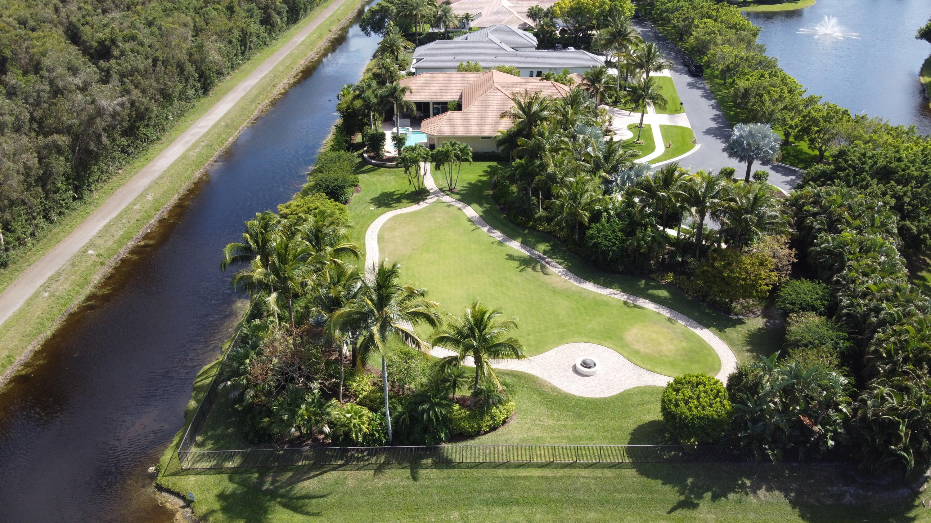 EQUESTRIAN CLUB ESTATES 1 - Residential