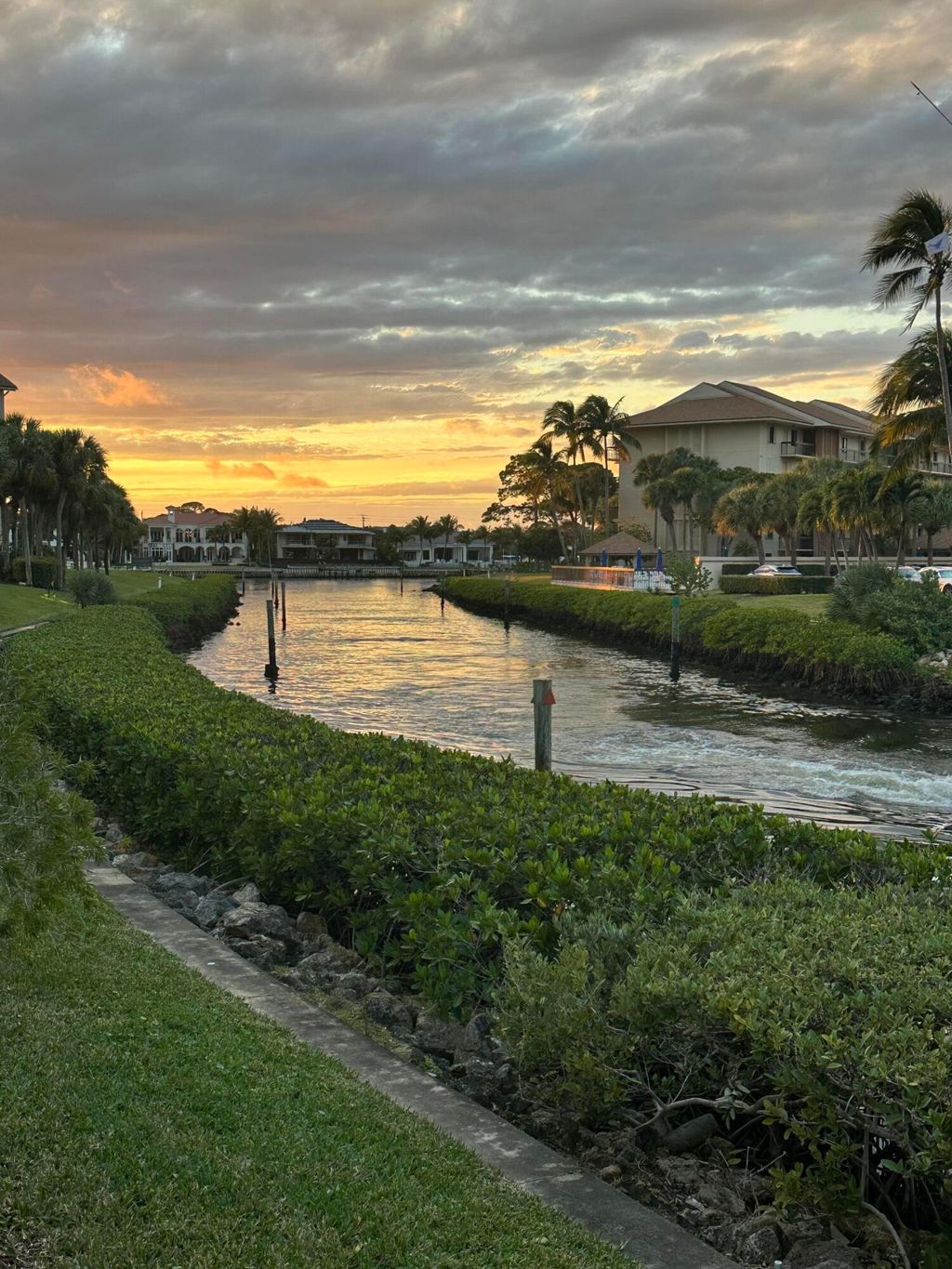 Photo of 1301 Seafarer Circle #405, Jupiter, FL 33477 (MLS # R11164546)