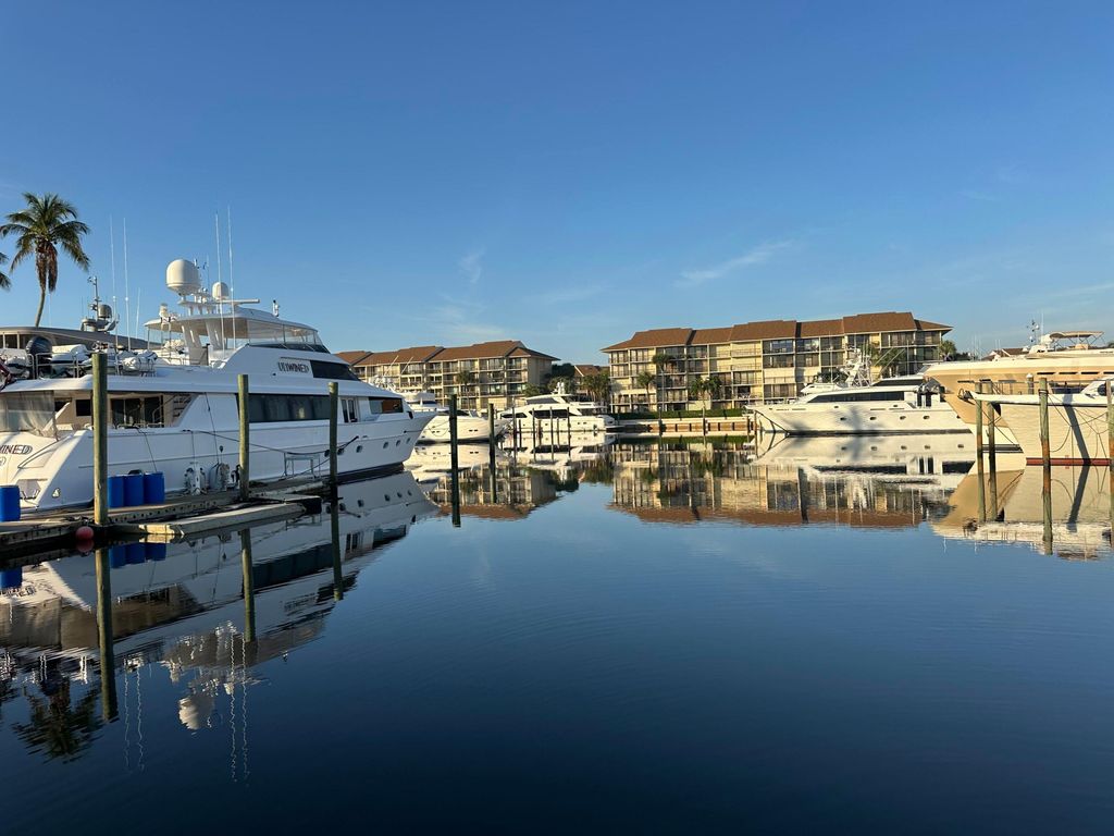 Photo of 1301 Seafarer Circle #405, Jupiter, FL 33477 (MLS # R11164546)