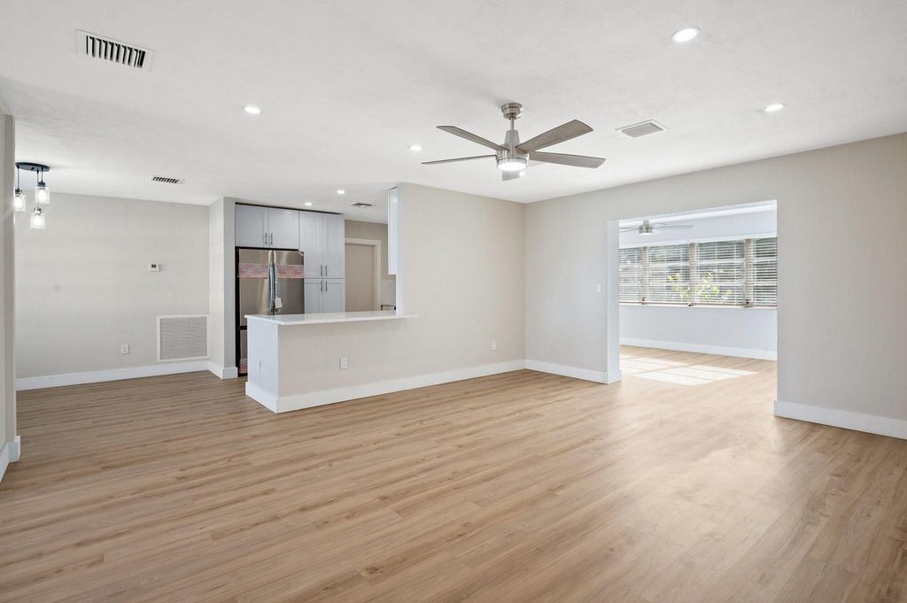Photo of 718 NW 48th Terrace, Plantation, FL 33317 (MLS # F10488935)