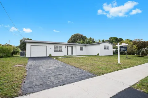 718 NW 48th Ter, Plantation, FL MLS: F10488935