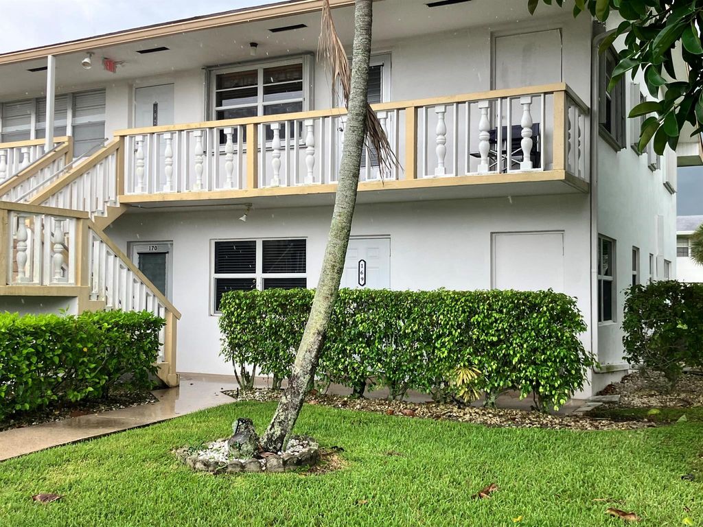 Photo of 169 Easthampton H, West Palm Beach, FL 33417 (MLS # R10922904)
