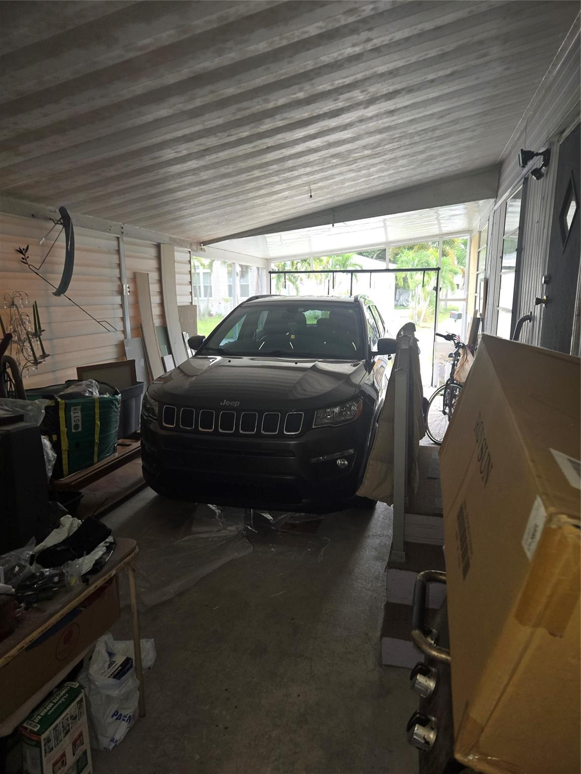 2321 SW 87th Ter, Davie, FL, 33324/$168,000 3 2321 SW 87th Ter