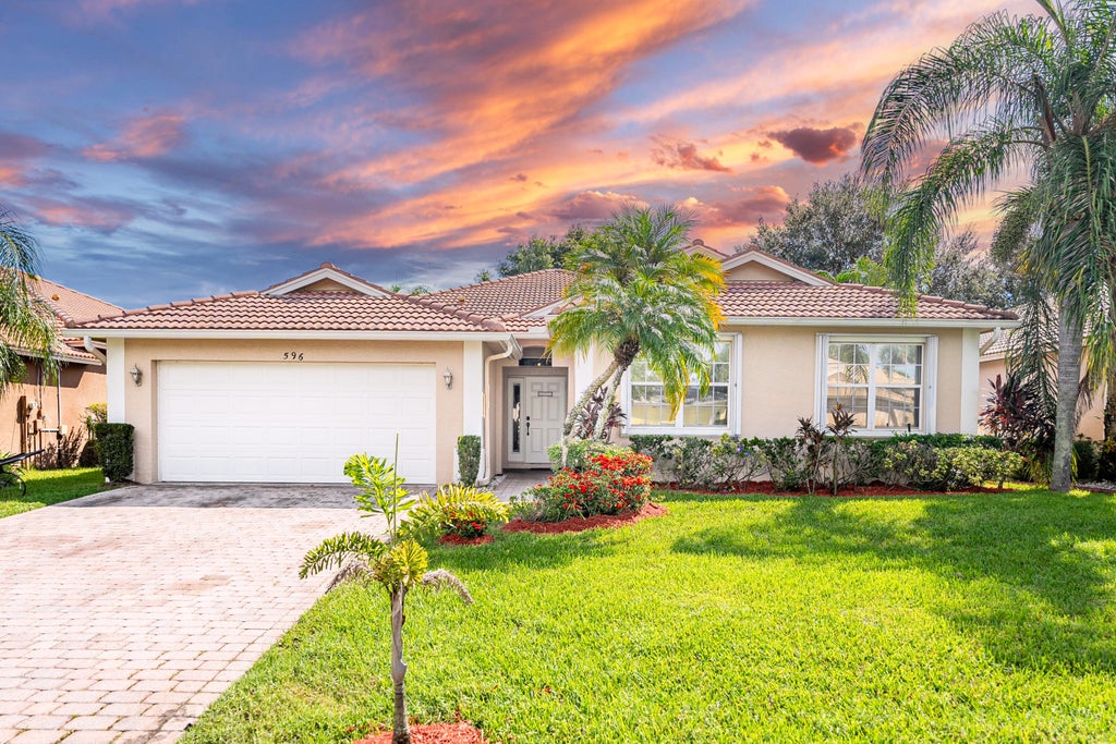 Photo of 596 NW Waverly Circle, Port Saint Lucie, FL 34983 (MLS # R11021543)
