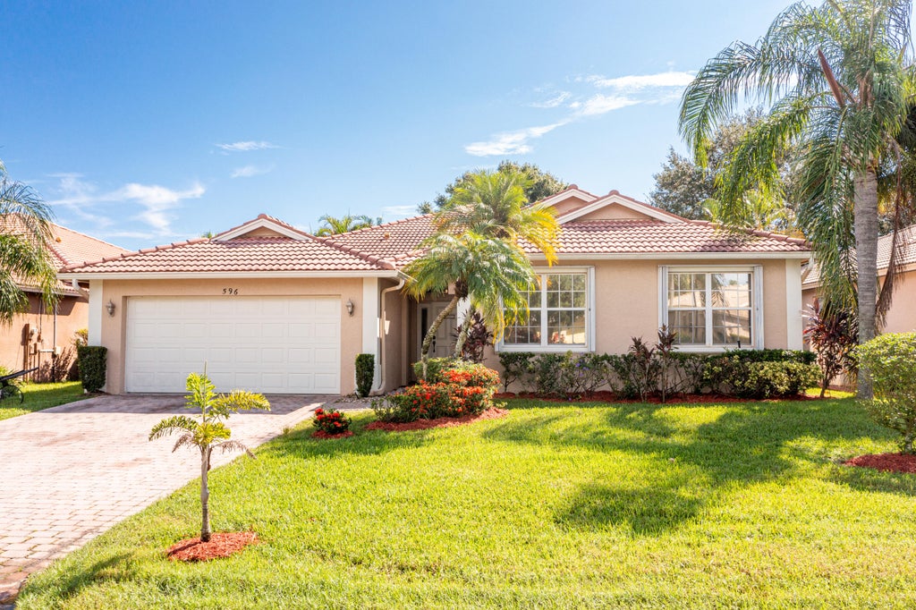 Photo of 596 NW Waverly Circle, Port Saint Lucie, FL 34983 (MLS # R11021543)