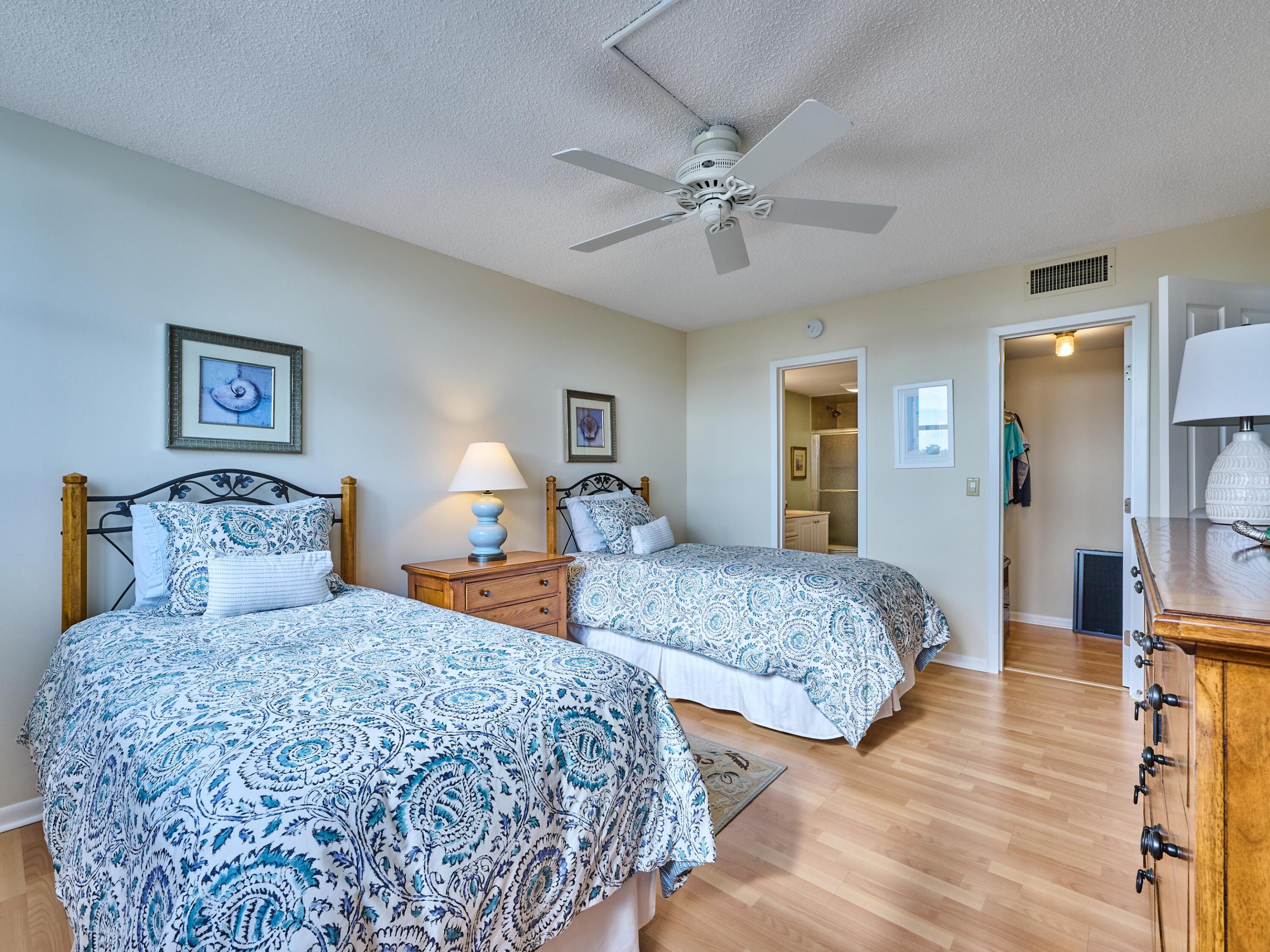 GEMINI CONDO - Residential