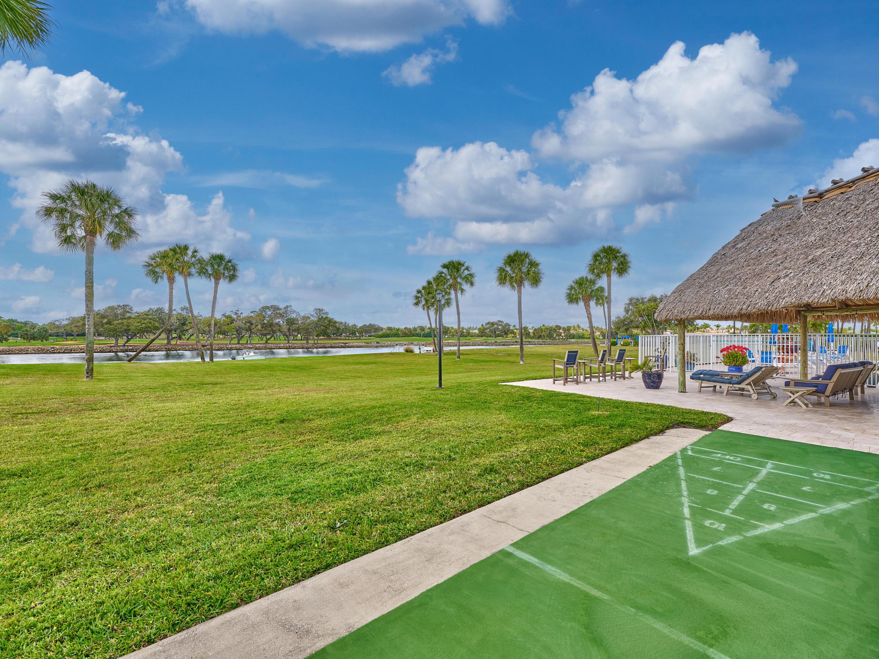 GEMINI CONDO - Residential